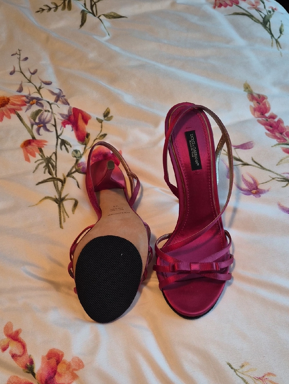 Dolce & Gabbana Fuchsia Satin Bow Strappy Sandals